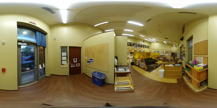 360 photo of real classroom