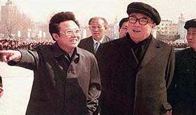 Kim Jong il (left) with father, Kim il Sung